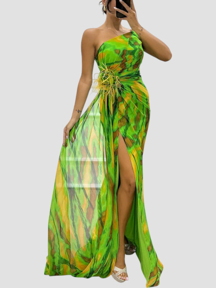 Nicole Elegant Dress - Elena Harper