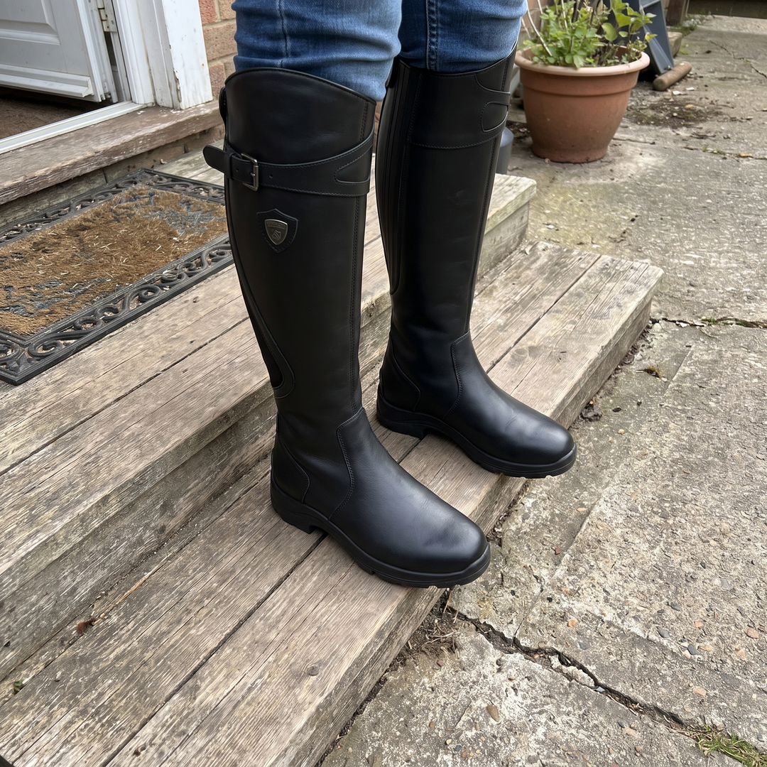 Celeste | Classic and Elegant Women's Knee-High Riding Boots