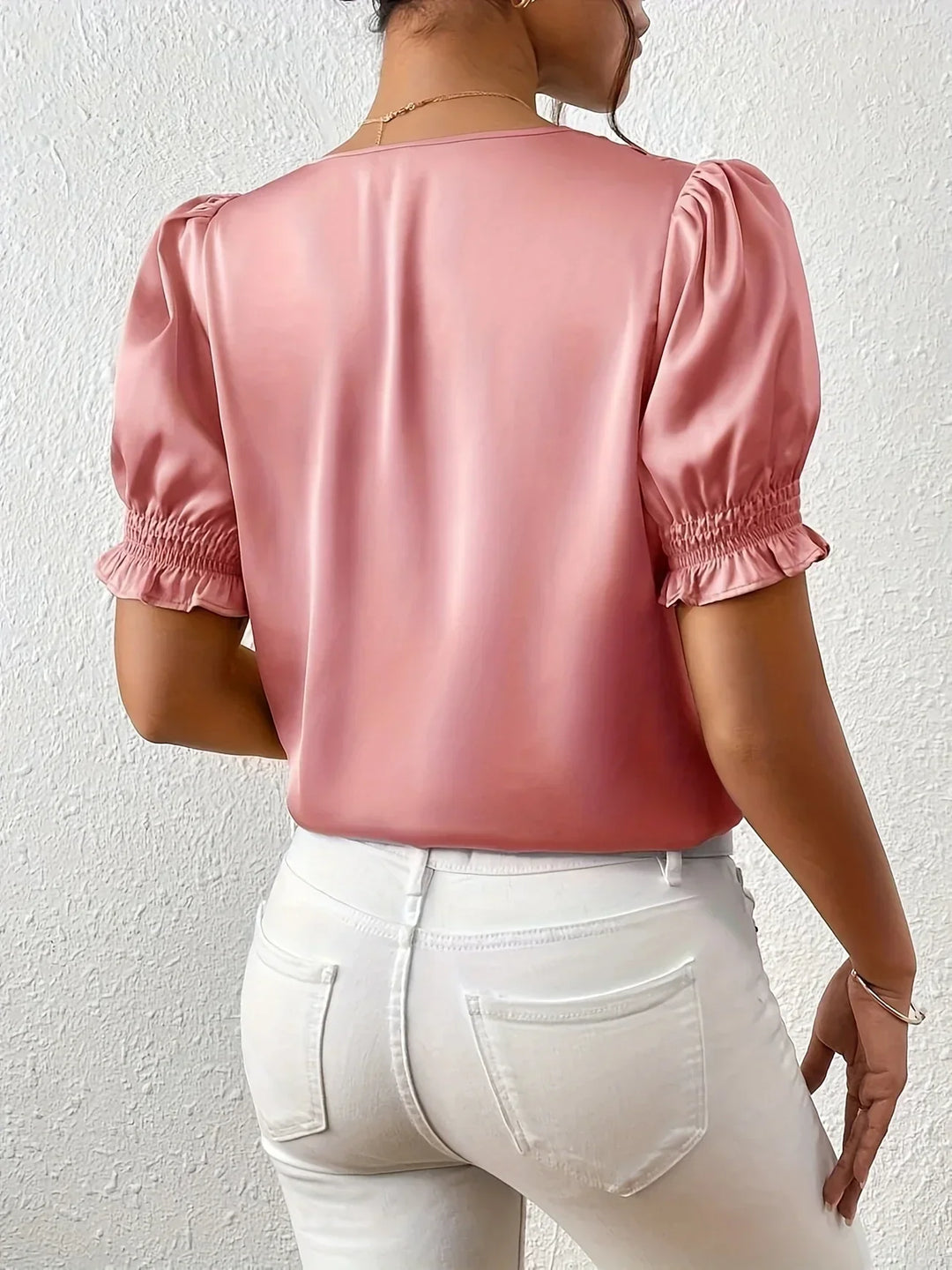 Abella - Elegant Blouse with V-Neck and Puff Sleeves