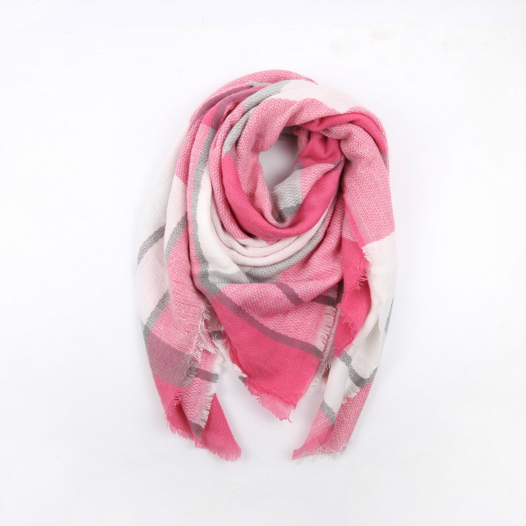 Women's Checkered Scarf with Fringes