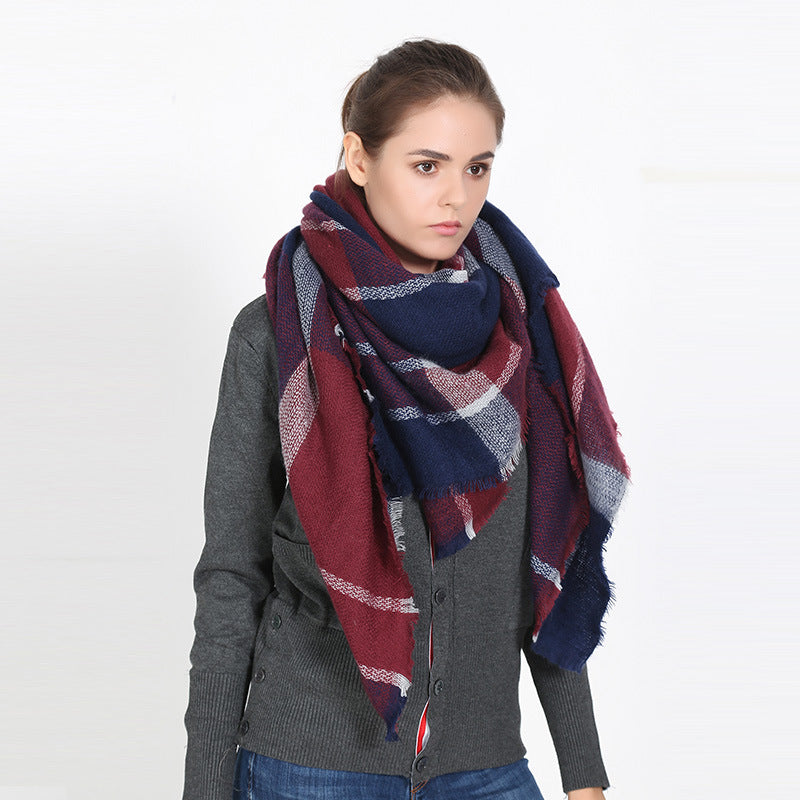 Women's Checkered Scarf with Fringes