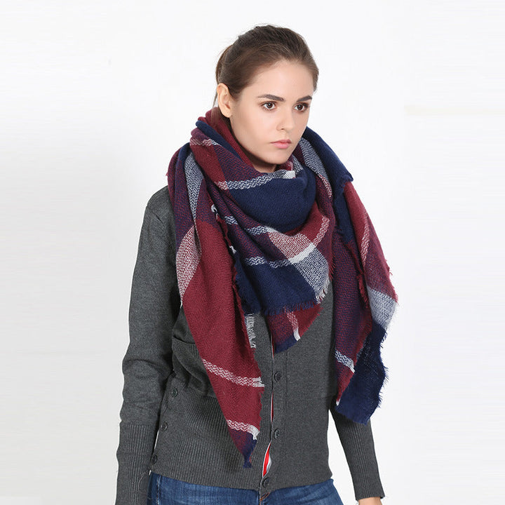 Women's Checkered Scarf with Fringes