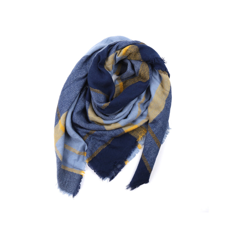 Women's Checkered Scarf with Fringes