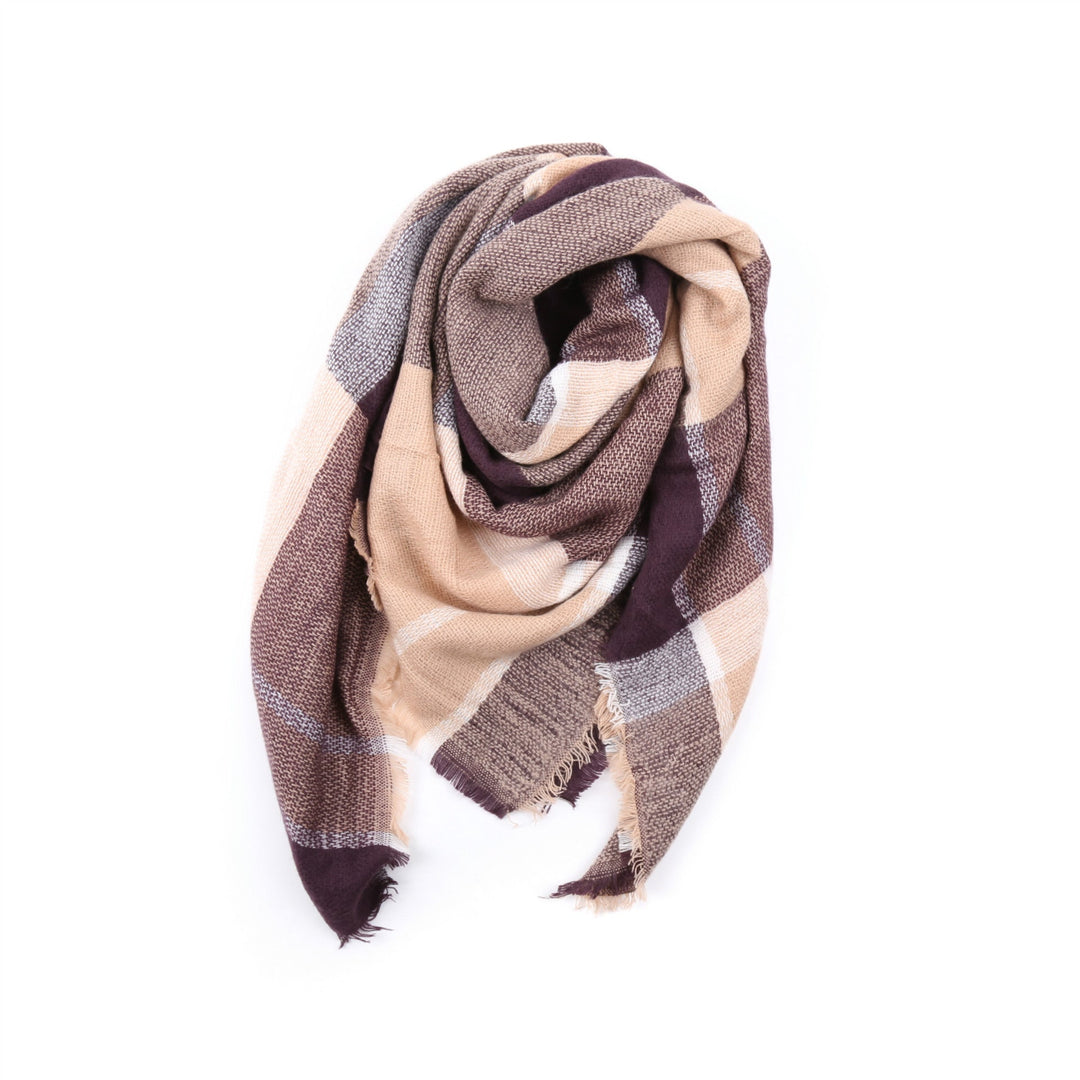 Women's Checkered Scarf with Fringes