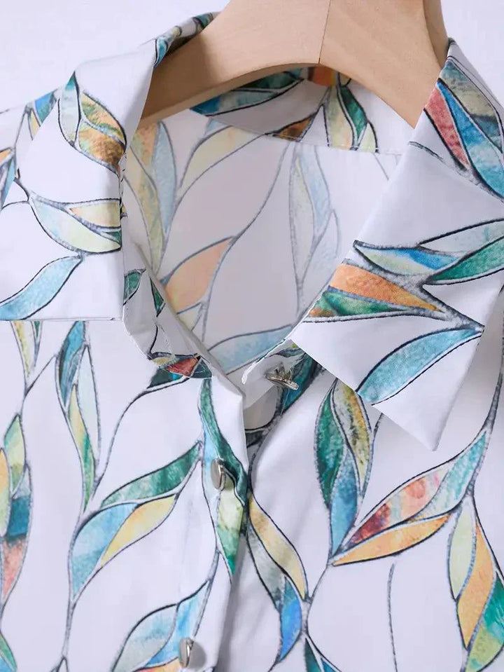 Trendy Women's Blouse with Abstract Pattern and Button Placket Marlene, view 7 - Elena Harper