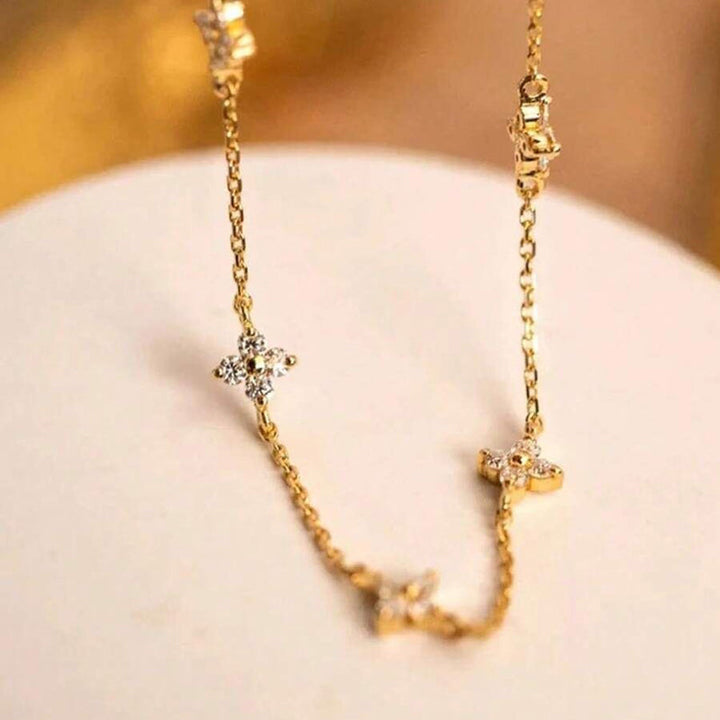 Vintage Four Leaf Clover Necklace