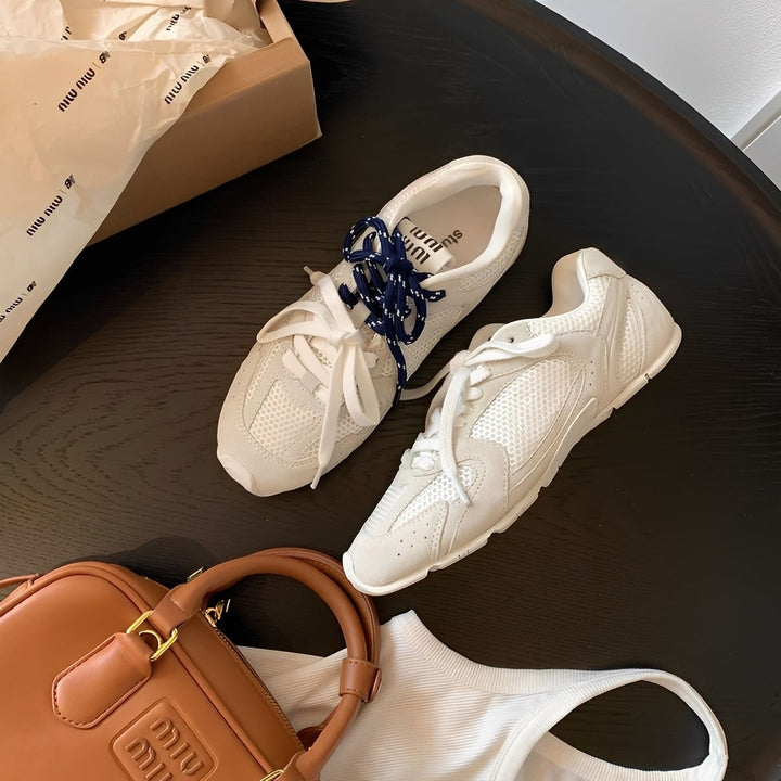 April - High-end retro style shoes