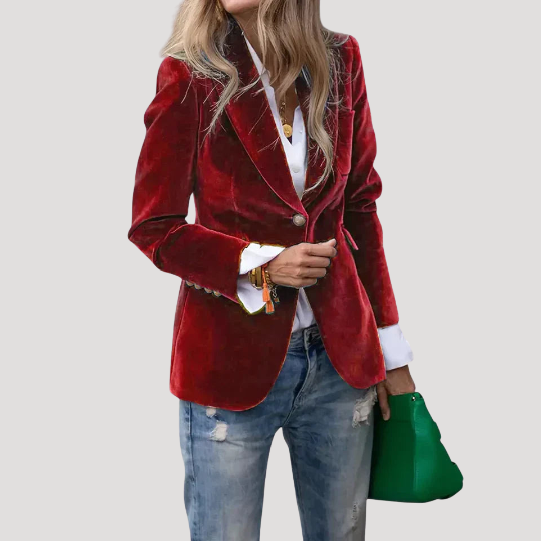 Chic Fitted Women's Blazer