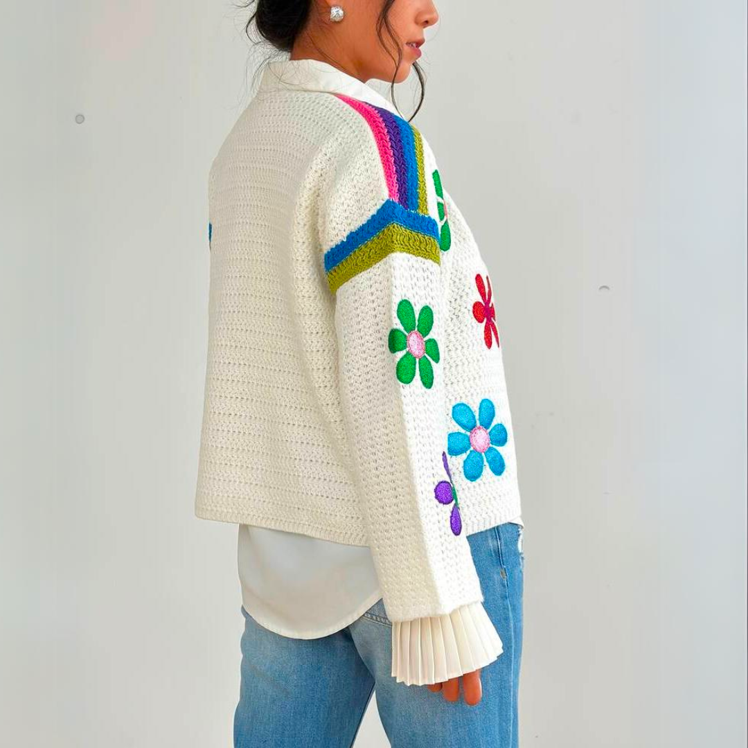 Eva - Warm Floral Embroidered Cardigan