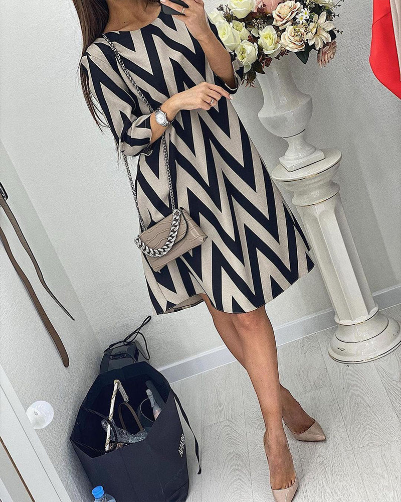 Lovenza Zigzag Midi Dress - Elena Harper