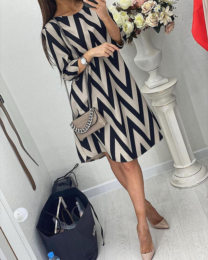 Lovenza Zigzag Midi Dress - Elena Harper