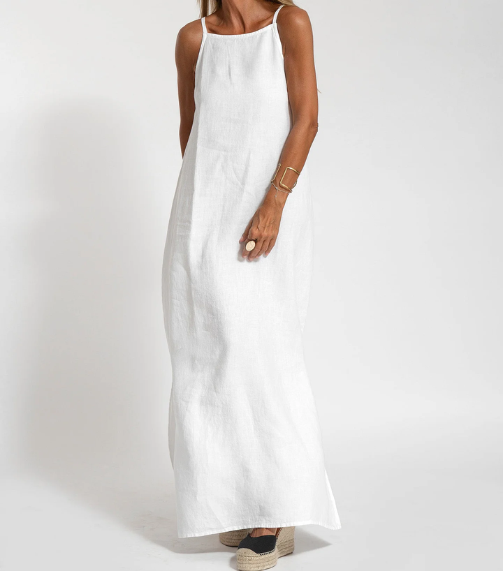 Long Flowing Dress with Thin Straps – Guaranteed Summer Elegance