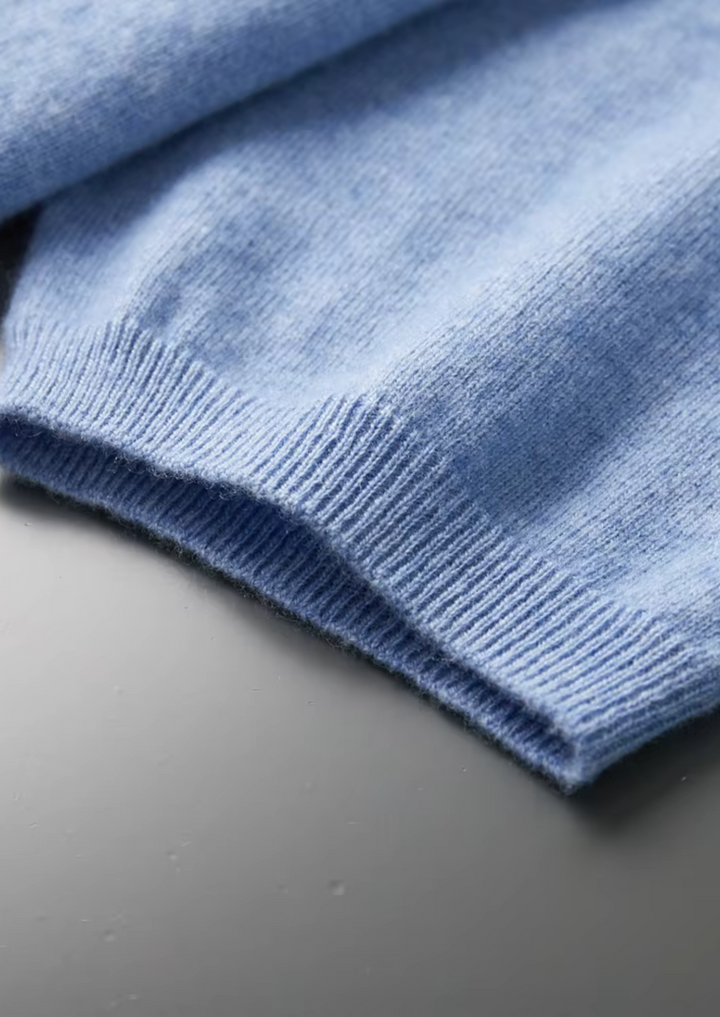 100% CASHMERE CLASSIC CREWNECK T-SHIRT