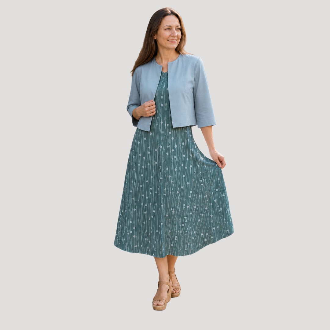 Women's Autumn Outfit | Crop Top and Dress