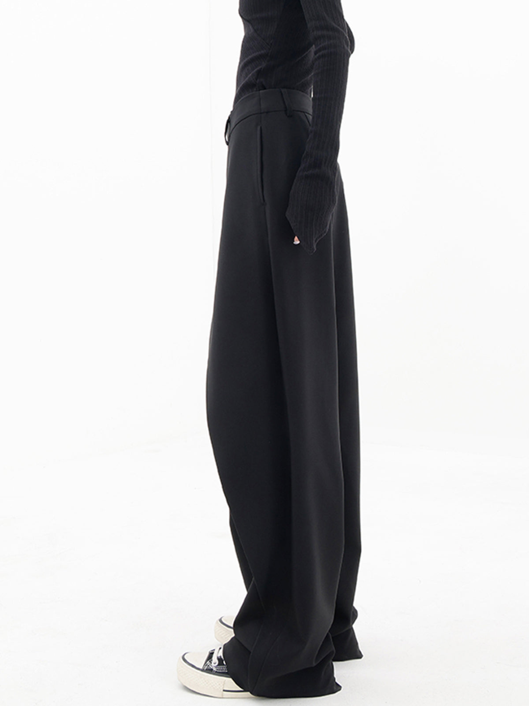 Wide-leg Women's Trousers with Structured Waist - Arleth