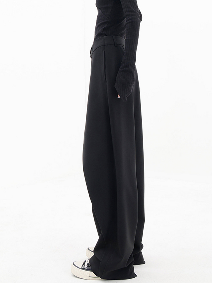 Wide-leg Women's Trousers with Structured Waist - Arleth