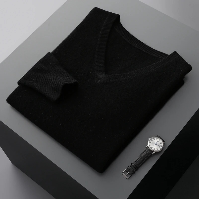 Men's Soft V-Neck Knit Sweater for All-Season Comfort
