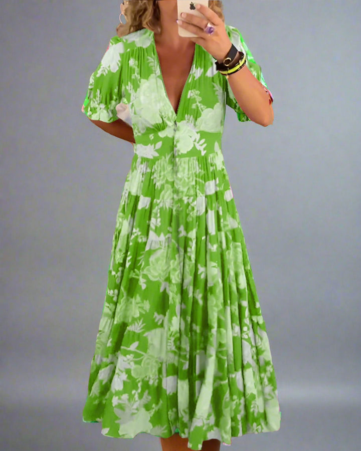 Mathilda Floral Day Dress with Hidden Pockets and Feminine Cut - Elena Harper