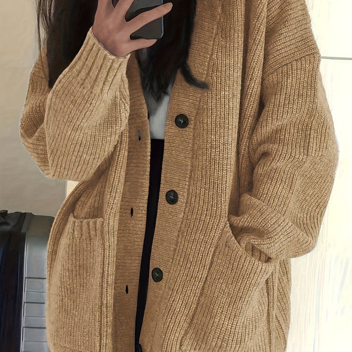 Charlotte - Elegant Oversized Buttoned Cardigan