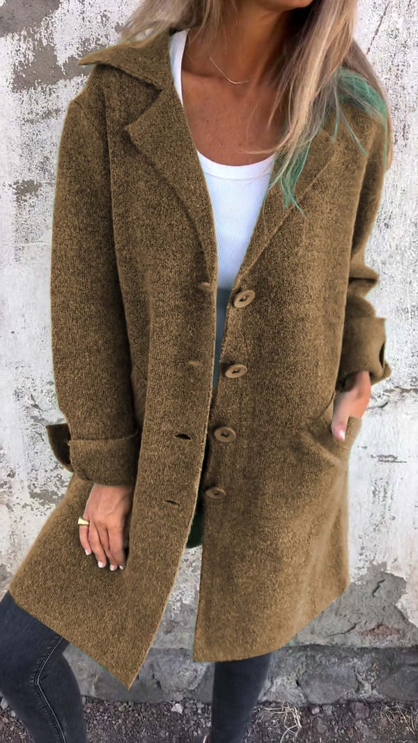 Oversized Women's Tweed Jacket – Chic Buttoned Notched Lapel