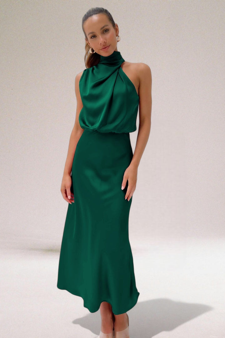 Élodie Glamorous satin dress with halter neck. - Elena Harper