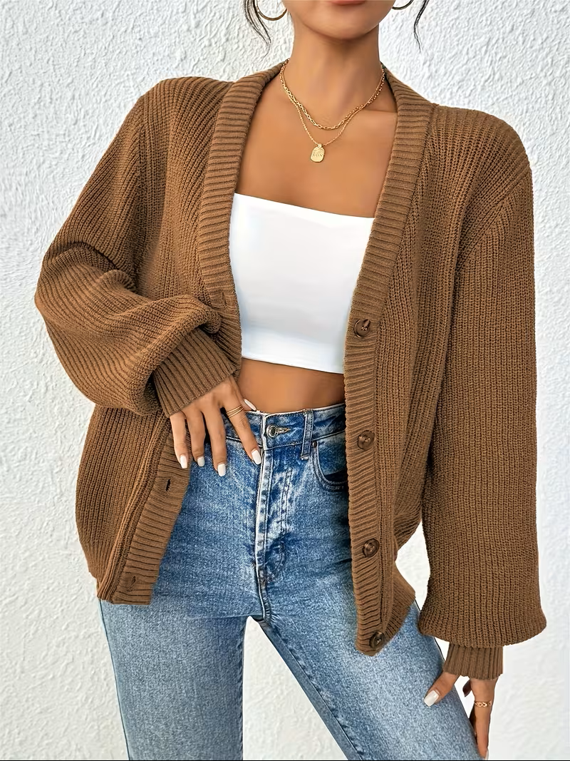 Camille - Elegant Oversized Buttoned Cardigan