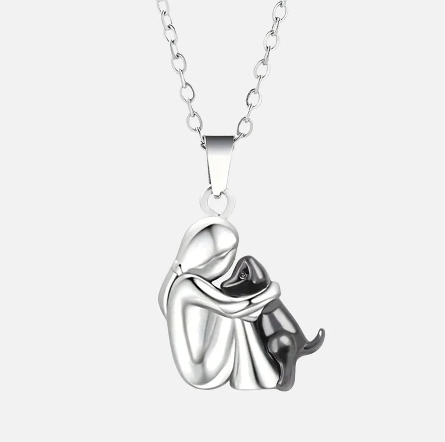 Dog Lovers Design Necklace – Elegant and Symbolic Jewelry