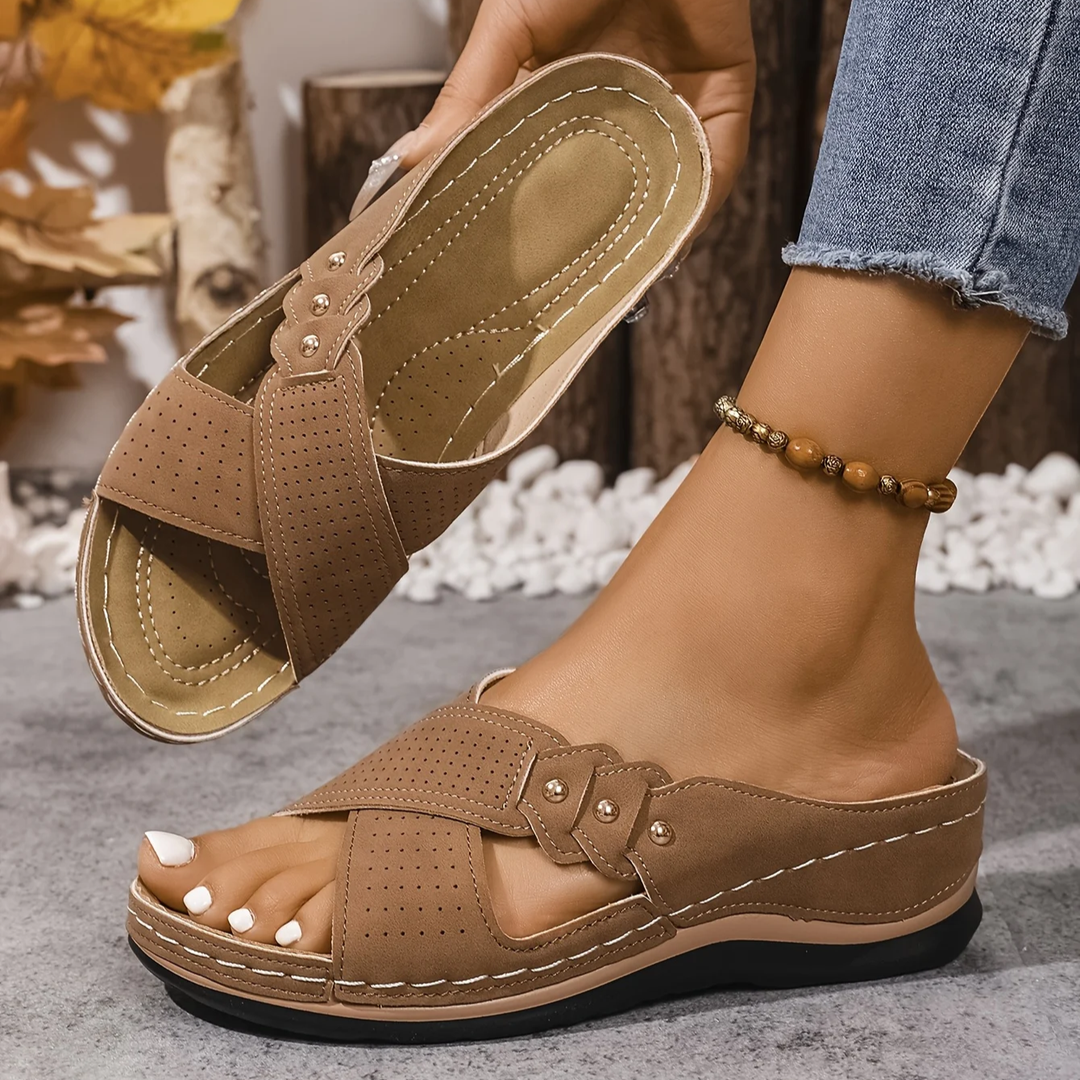 CHIC WIG SANDAL FOR WOMEN