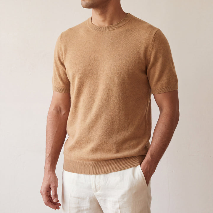 Soft-Touch CLASSIC CREWNECK T-SHIRT.