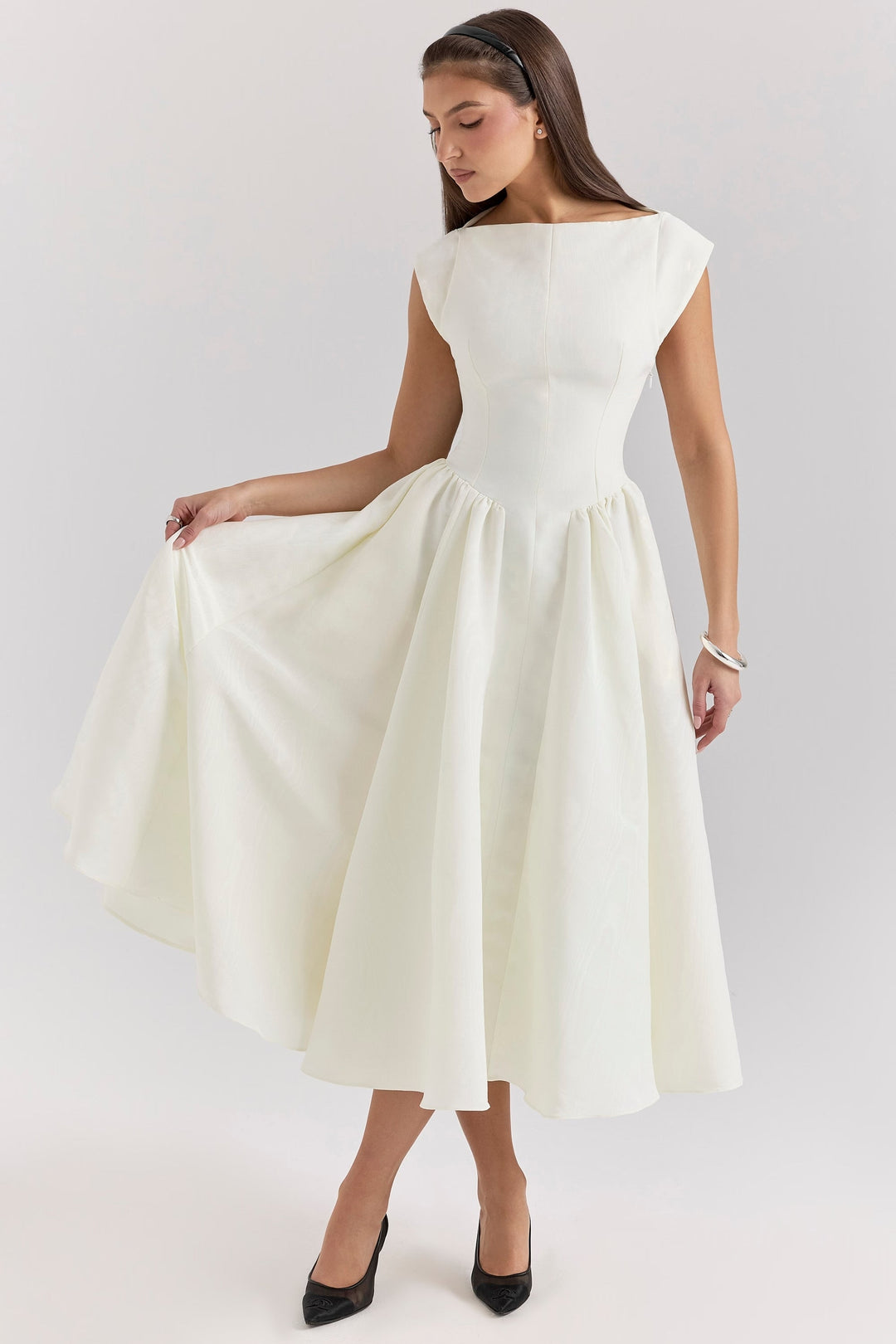 Victoria – Elegant Dress