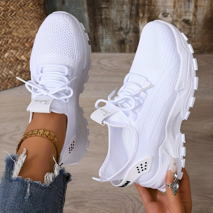 Bella™ | Comfortable Sneaker with Supportive Footbed