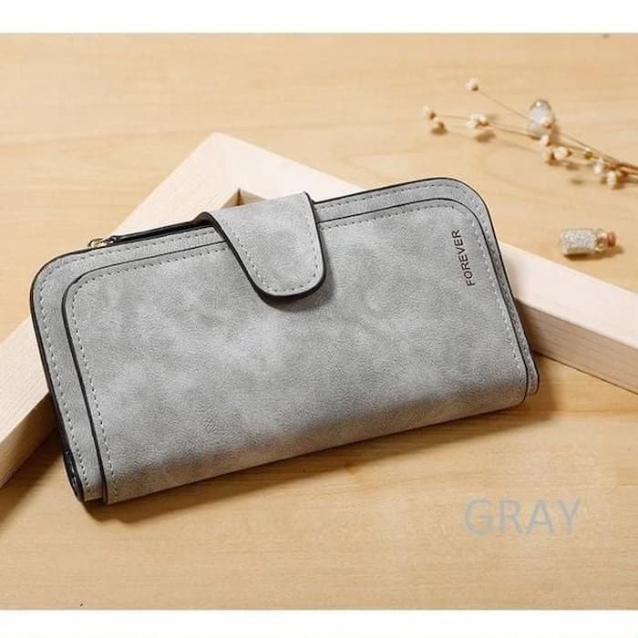 Elegant Wallet™ Keeps Essentials Stylish