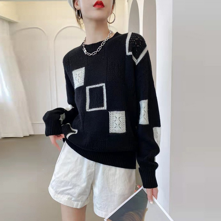 Emma - Geometric Cozy Block Sweater