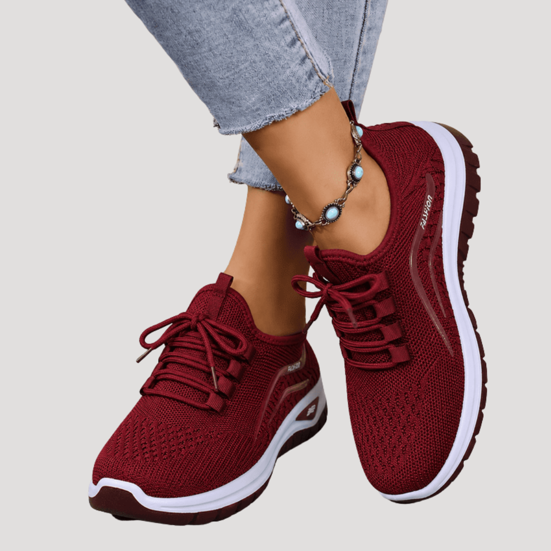 Wide Lace-Up Women's Baskets