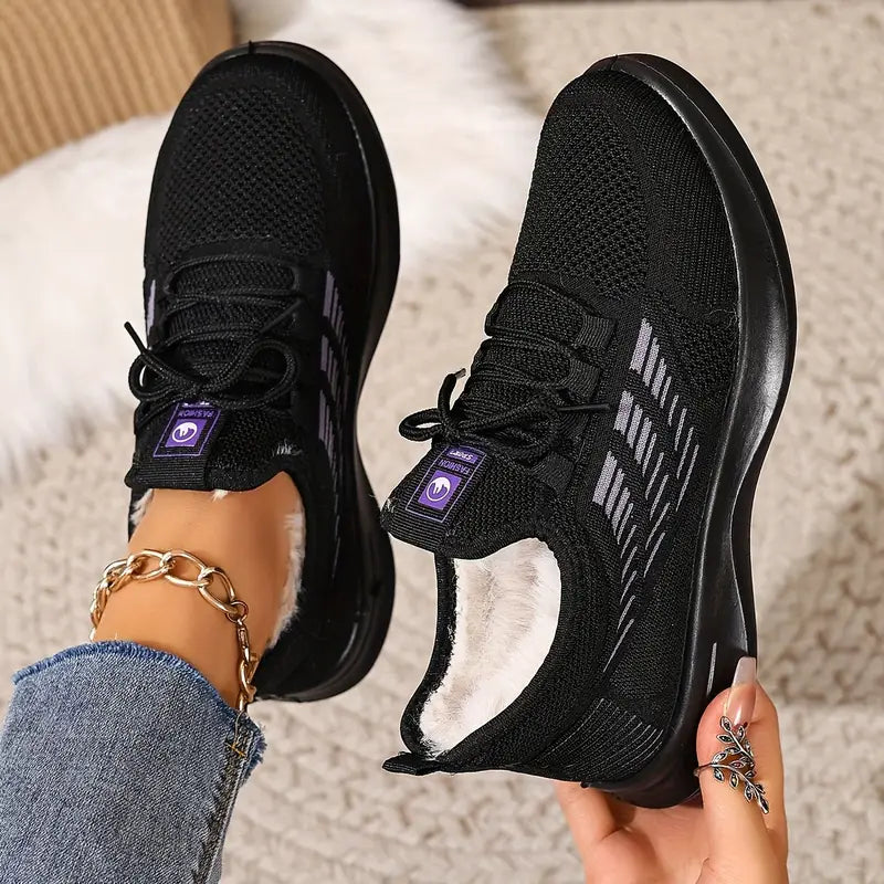 Comfortable Sports Shoes with Soft Sole Material EB EB