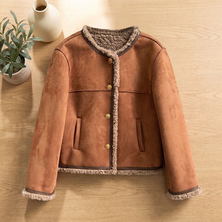 Eleanor | Elegant Short Shearling Jacket with Golden Buttons