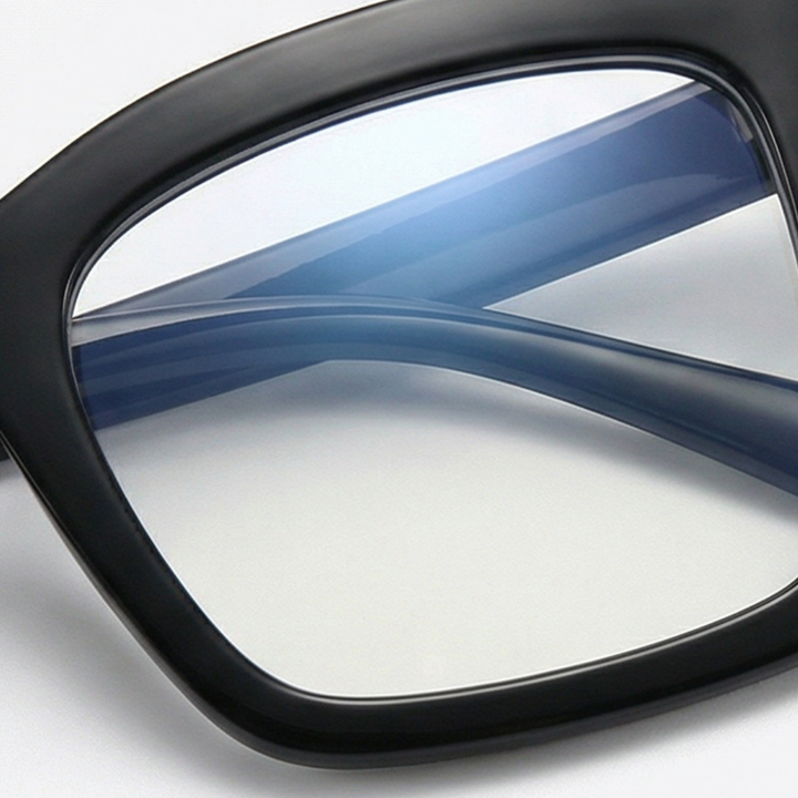 Clarisse Stylish Oversized Reading Glasses for Women - Elena Harper