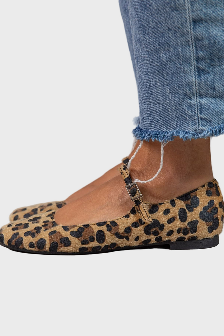 Veda | Ballet Flats with Straps