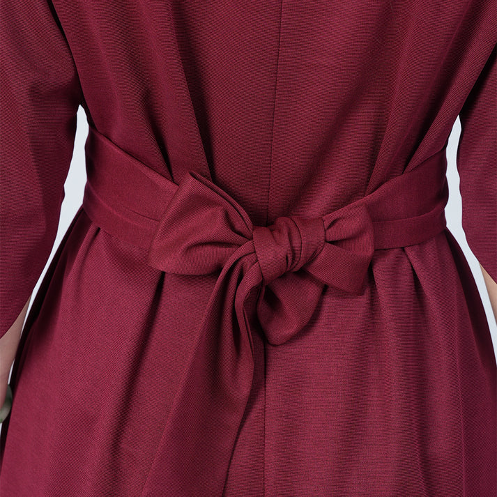 Elegant Dress with Puff Sleeves