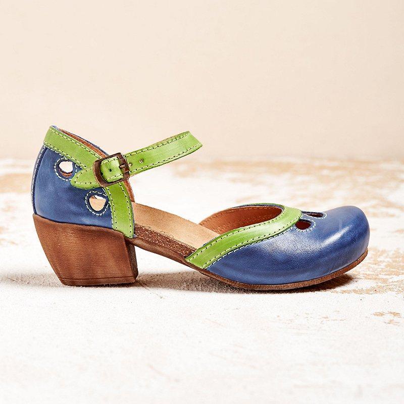 FRIA – COMFORTABLE LOW-HEEL SANDALS