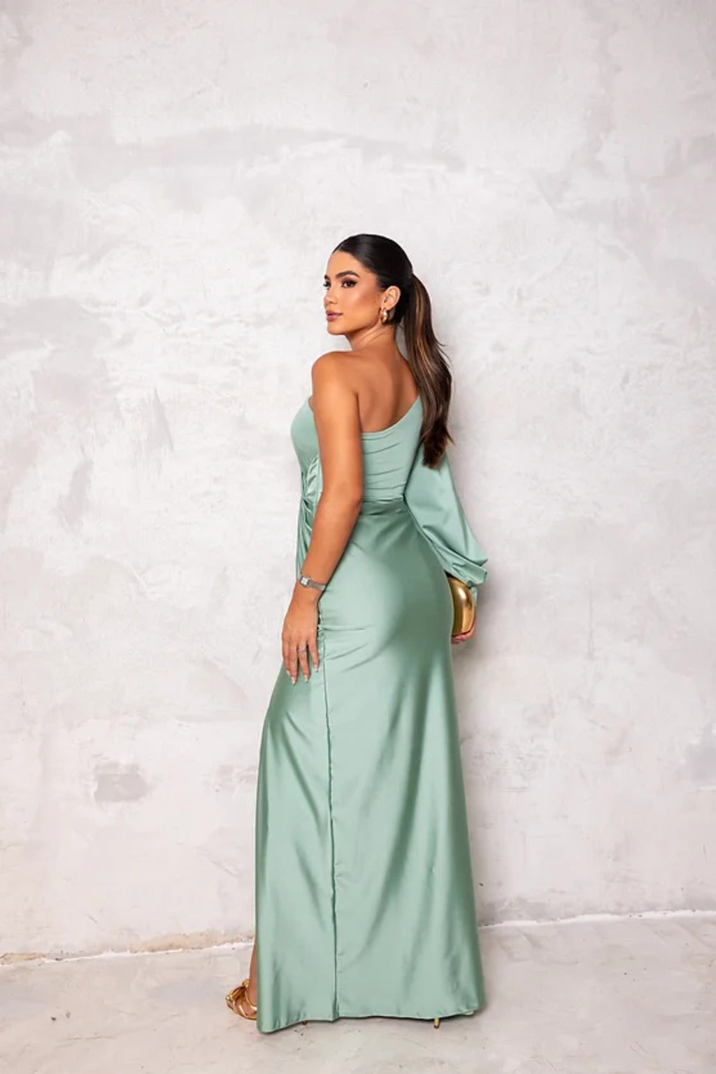 Aria Graceful Dress With Impeccable Finesse - Elena Harper