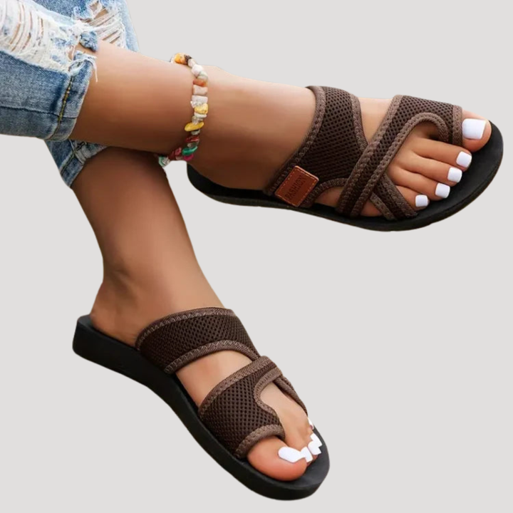 Breathable Flat Sandals with Crossed Straps