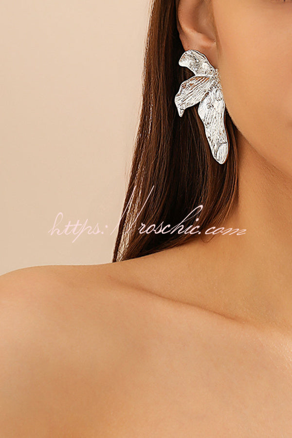 Vintage-style Leaf-shaped Stud Earrings
