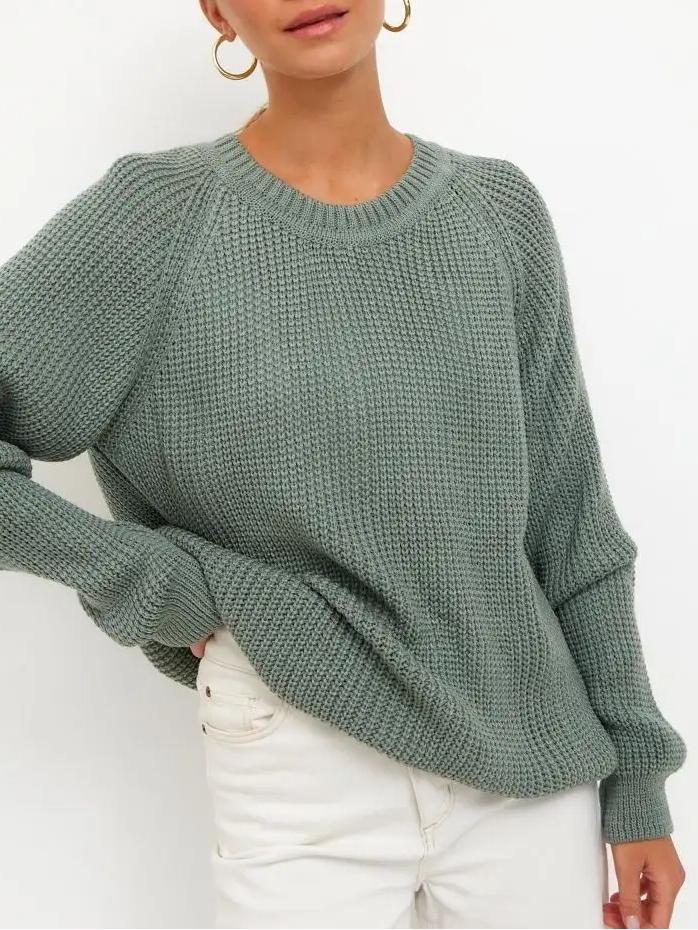 Women's Solid Knit Sweater - Comfortable and Warm Fit