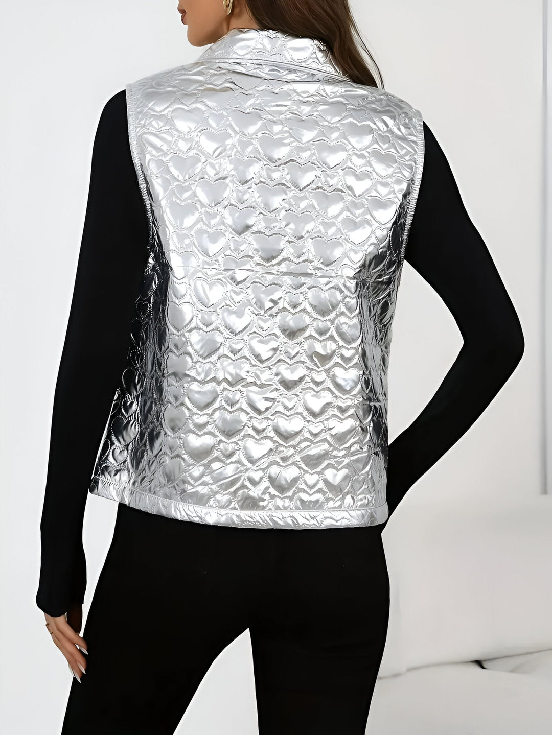 Charlize - Sleeveless Vest with Heart Pattern