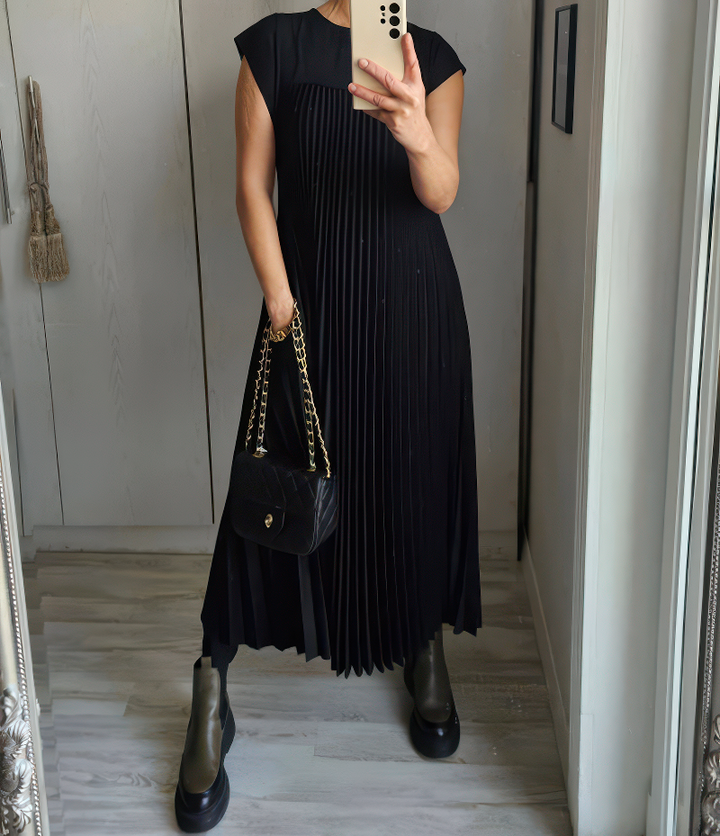 Elise Timeless and Comfortable Dress