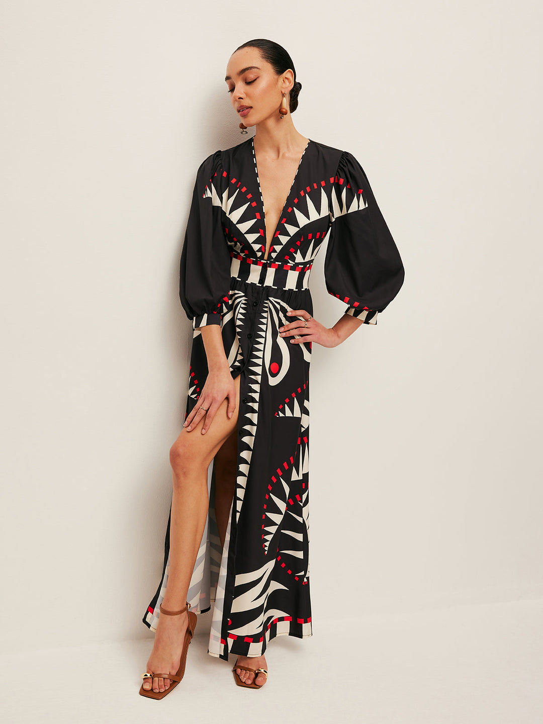 Dinah - Dress with V-neck and boho print