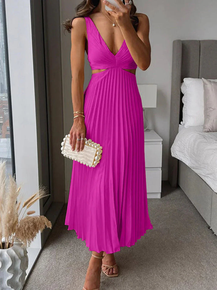 Ball Gown for Women with Pleated Skirt - Avvy