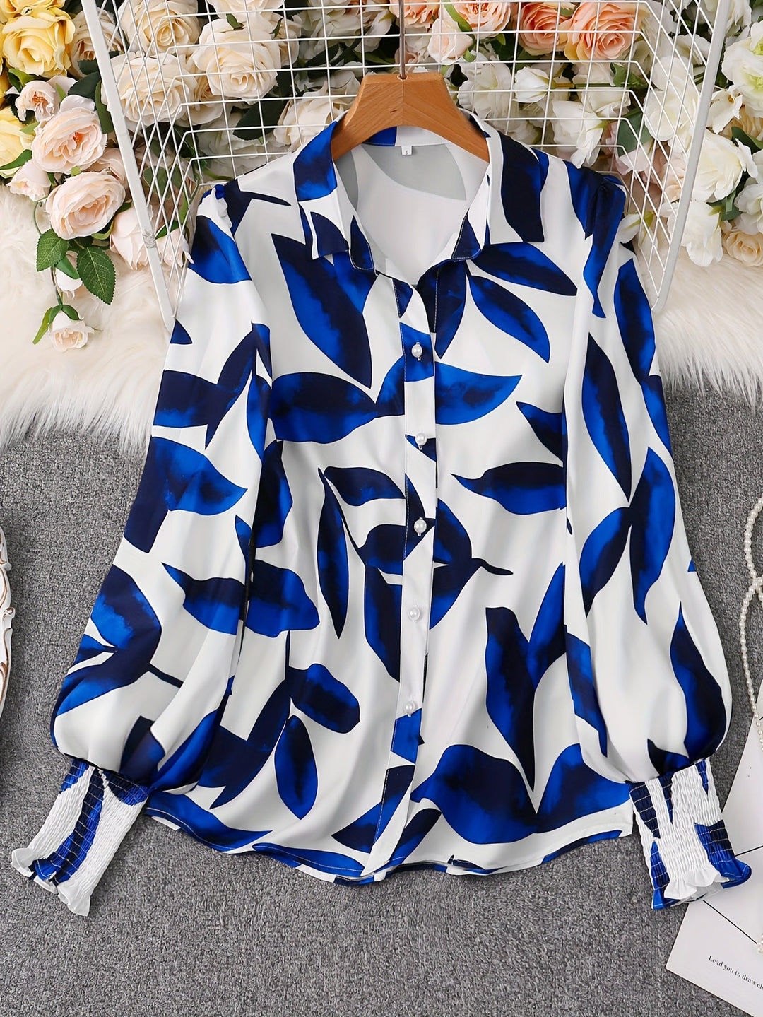 Leaf Print Casual Shirt with Long Sleeves and Lapel
