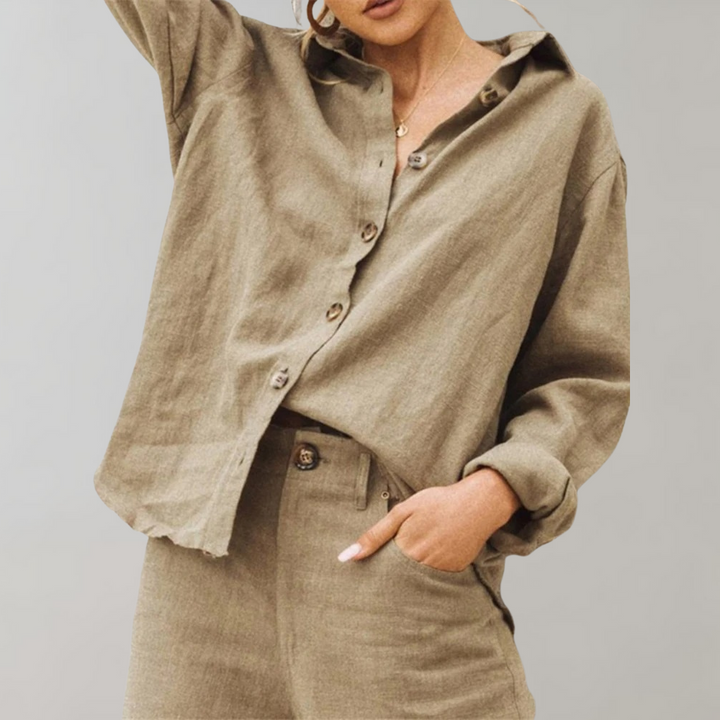 Annabelle | Women's Loose-Fitting Blouse with Button Closure and Long Sleeves